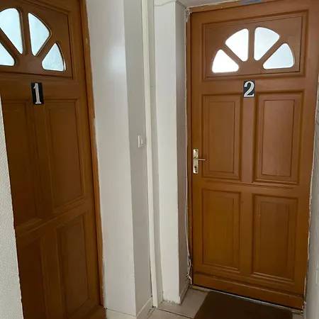 2 A Apartment