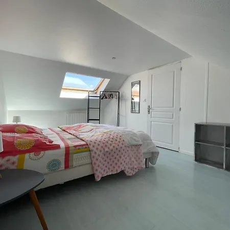 2 A Apartment *
