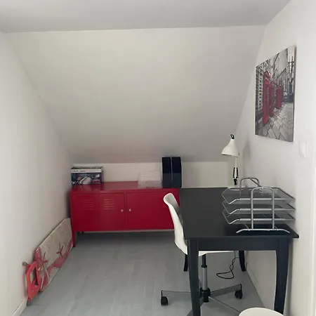 Apartment 2 A