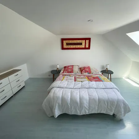Apartment 2 A Croix